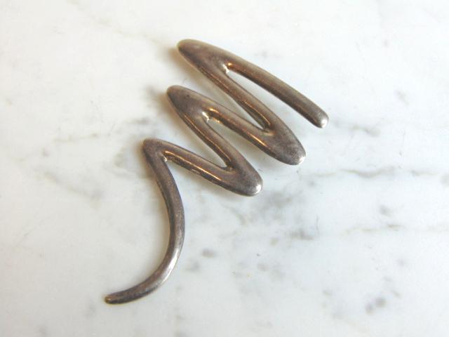 Women's Vintage Sterling Silver Brooch W/ Modern Design (1 of 3)