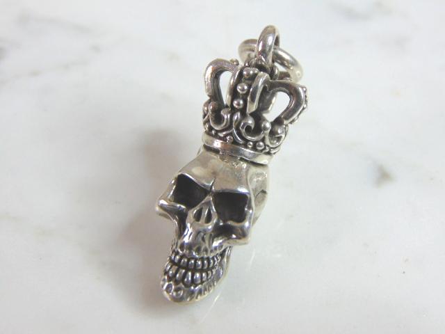 Mens Vintage Estate Sterling Silver Skull Pendant (1 of 2)