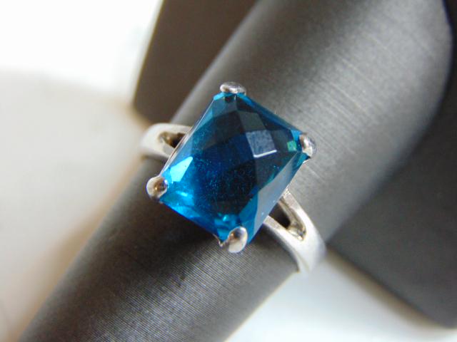 Womens Vintage Estate Sterling Silver Blue Zircon Ring (1 of 4)