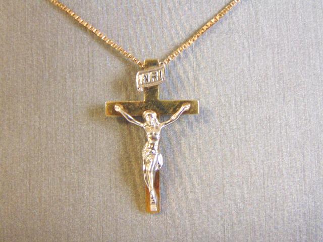 Sterling Silver Gold Tone Cross Pendant & Necklace (1 of 3)