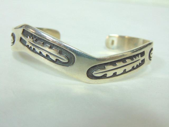 Sterling Silver Southwestern Design Cuff Bracelet (1 of 5)