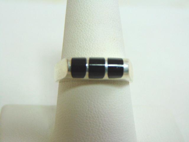 Vintage Estate .925 Sterling Silver Ring w/ Onyx (1 of 5)