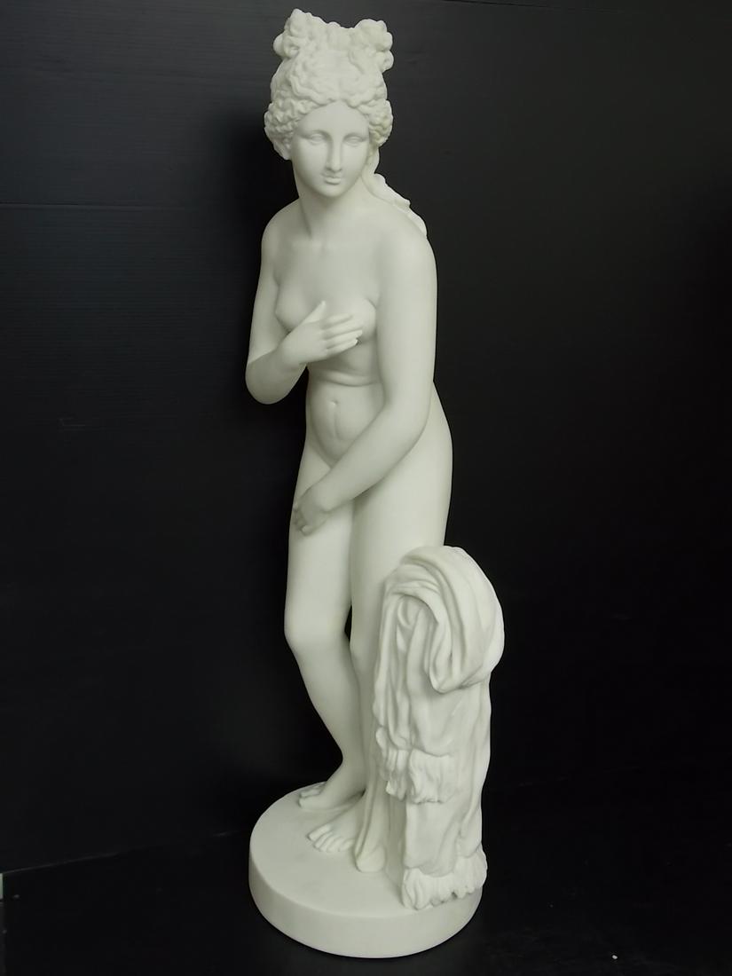 LG VICTORIAN SCULPTURE OF NUDE GREEK GODDESS: FOR AUCTION IS THIS AMAZINGLY DECORATIVE AND HIGH QUALITY VICTORIAN STYLE STATUE OF A NUDE GREEK GODDESS. THE STATUE STANDS 34" TALL BY 10 1/2" WIDE, AND SETS ON A 9 3/4" DIAMETER BASE. STATUE IS MADE