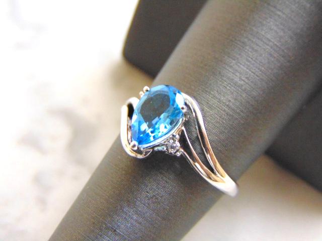 Womens Sterling Silver Ring w/ Diamond Cut Topaz Stone (1 of 4)
