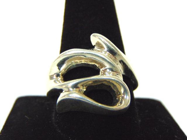 Womens Vintage Estate .925 Sterling Silver Ring (1 of 5)