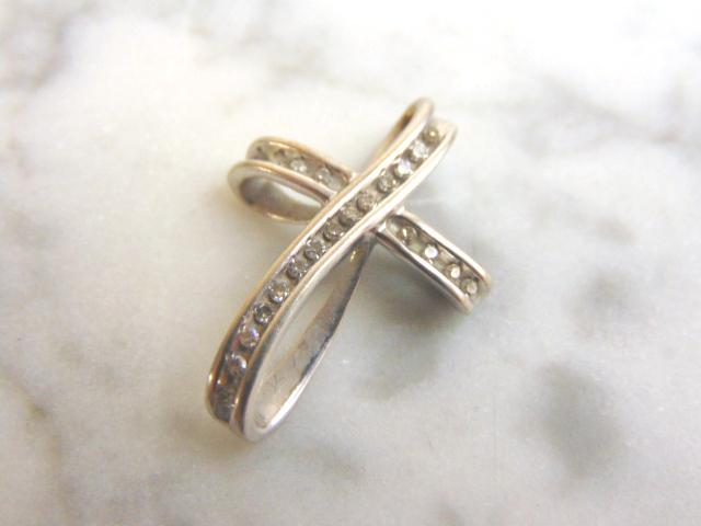 Vintage Estate 10k White Gold Diamond Cross Pendant (1 of 2)