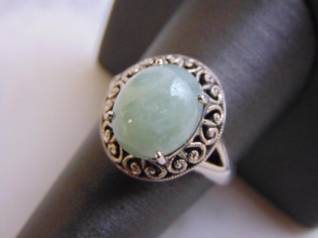 Women's Vintage Estate Sterling Silver Jade Ring (1 of 4)