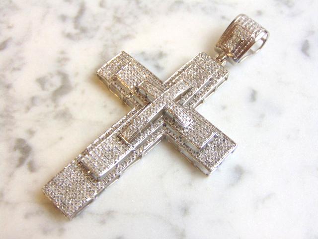 Vintage Estate 10k White Gold & Diamonds Cross Pendant (1 of 2)