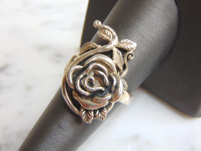 Womens Vintage Estate Sterling Silver Rose Ring (1 of 4)