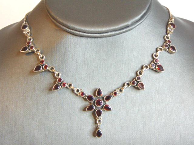 Womens Vintage Estate Sterling Silver Garnet Necklace (1 of 3)