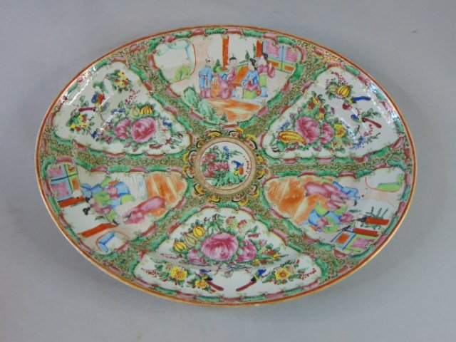 ANTIQUE CHINESE ROSE MEDALLION SERVING PLATTER (1 of 7)
