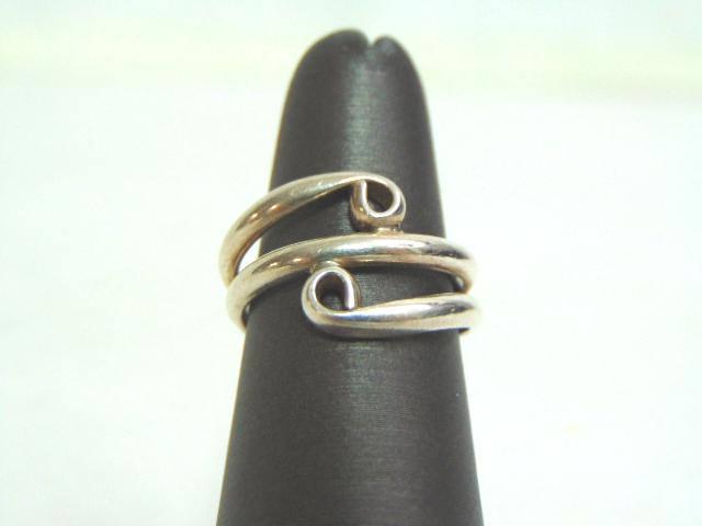 Womens Vintage Estate .925 Sterling Silver Ring (1 of 5)