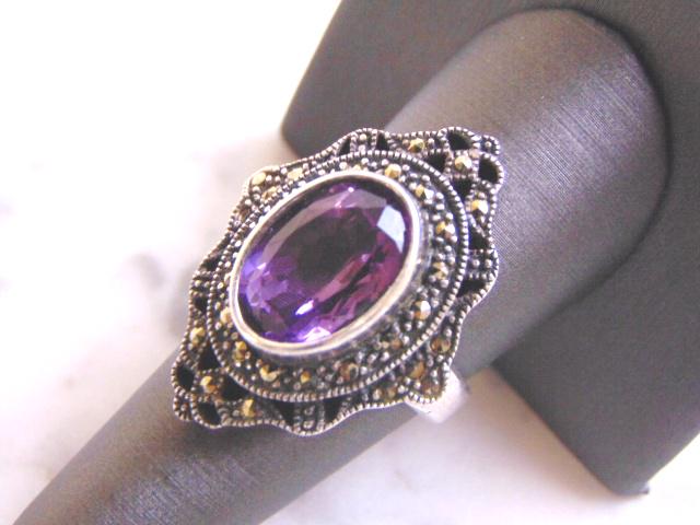Womens Vintage Sterling Silver Ring w/ Amethyst (1 of 4)