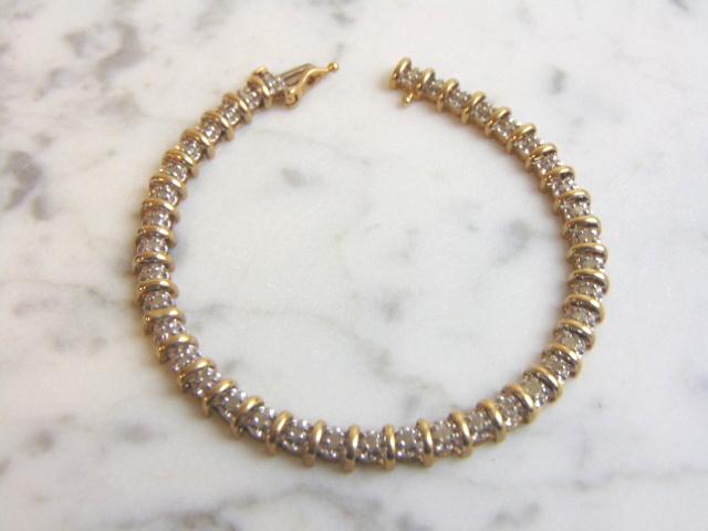 Womens Vintage Estate 10k Gold Diamond Tennis Bracelet (1 of 3)
