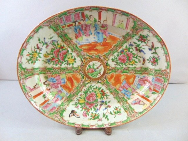 Vintage Chinese Asian Porcelain Famille Rose Platter (1 of 7)