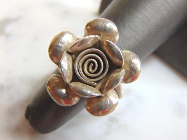 Womens Vintage Estate Sterling Silver Rose Ring (1 of 4)