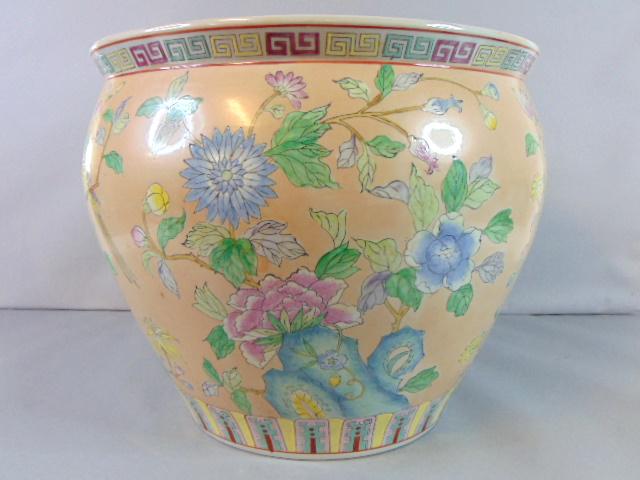 Decorative Chinese Porcelain Planter Fish Pot (1 of 7)