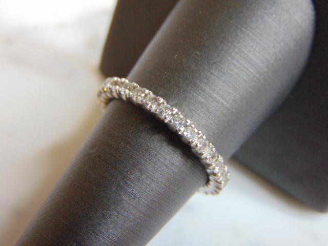 Womens Vintage Estate 18K White Gold Ring w/ CZ Crystal (1 of 2)