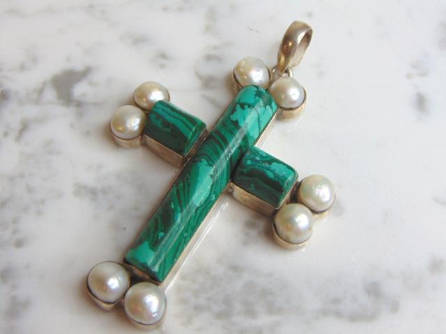 Womens Vintage Sterling Silver Malachite Cross Pendant (1 of 2)
