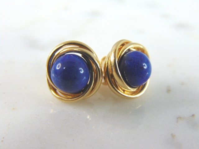 Pr Womens Vintage14k Yellow Gold & Blue Lapis Earrings (1 of 4)