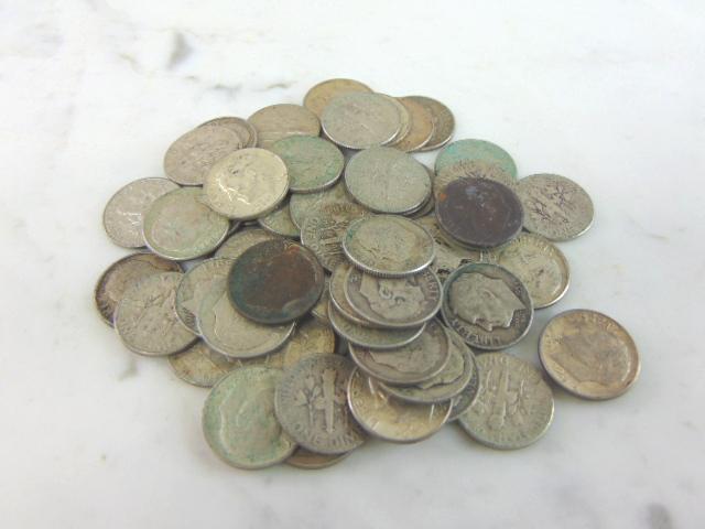 ESTATE FIND 58 SILVER ROOSEVELT DIMES: AN ESTATE FIND OF 58 ROOSEVELT SILVER DIMES. BUYING AS IS. SHIPPING AND HANDLING IS $10 WITHIN THE CONTINENTAL US. ALL OTHER STATES AND COUNTRIES PLEASE CONTACT FOR SHIPPING QUOTE.