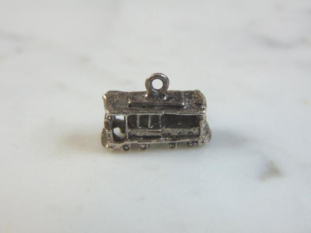 Womens Vintage Estate Sterling Silver Train Car Charm (1 of 4)