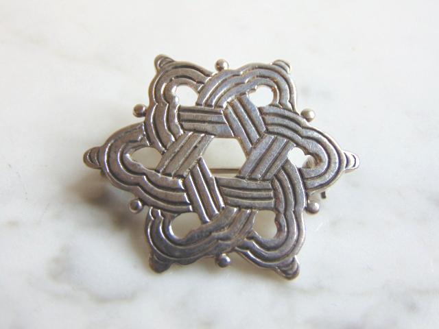 Sterling Silver Eternity Celtic Knot Star Brooch (1 of 2)