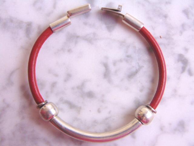 Vintage Sterling Silver Bangle Bracelet With Clasp (1 of 4)