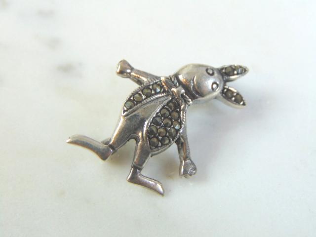Womens Sterling Silver Dancing Bunny Rabbit Brooch (1 of 4)