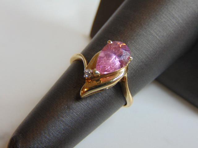 Womens 14k Gold Rose Quartz Diamond Ring (1 of 4)