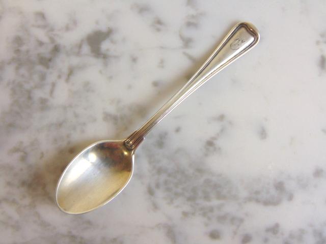 ANTIQUE STERLING SILVER GORHAM SALT SPOON (1 of 3)