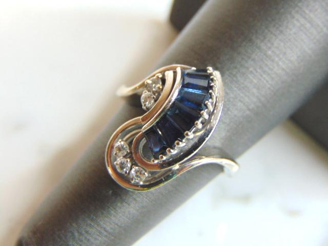 Womens Vintage 14K White Gold Sapphire & Diamond Ring (1 of 6)