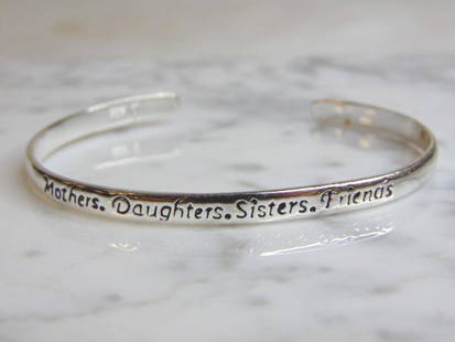 Womens Vintage Sterling Silver "Mothers" Cuff Bracelet: FOR SALE IS A LOVELY VINTAGE ESTATE .925 STERLING SILVER "MOTHERS" CUFF BRACELET. BRACELET MEASURES 6 1/2" LONG BY 1/4" WIDE AND WEIGHS 12.1g. THIS WOULD MAKE A LOVELY GIFT FOR THAT SOMEONE