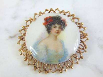 Vintage Estate 14K Gold Hand Painted Porcelain Brooch: FOR SALE IS THIS LOVELY VINTAGE ESTATE 14K YELLOW GOLD HAND PAINTED PORCALIEN BROOCH. THE TOTAL WEIGHT OF THE BROOCH IS 15.5g, AND MEASURES 1 7/8" IN DIAMETER. THE BROOCH MAKES A GREAT GIFT FOR