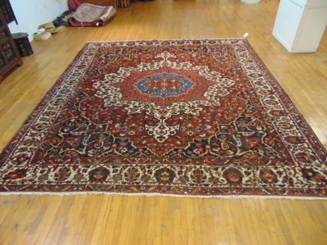 Vintage Estate Semi-Antique Handmade Bakhtiyar Rug (1 of 7)