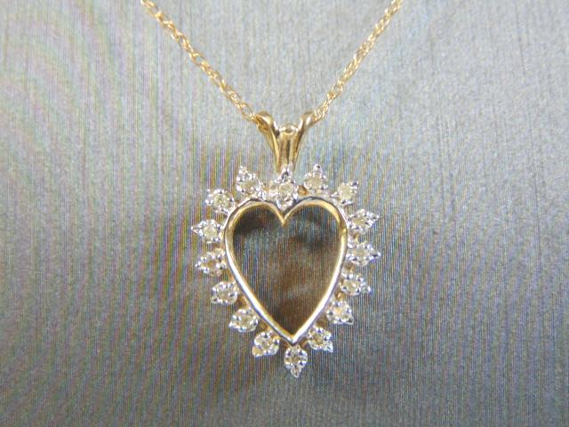 Women's 14K Fine Gold Necklace w/ Diamond Heart Pendant (1 of 3)