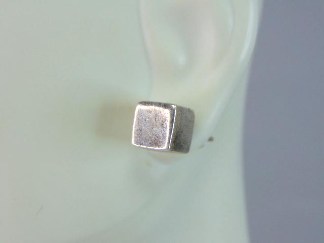 Womens Vintage Estate Sterling Silver Cube Earrings (1 of 3)