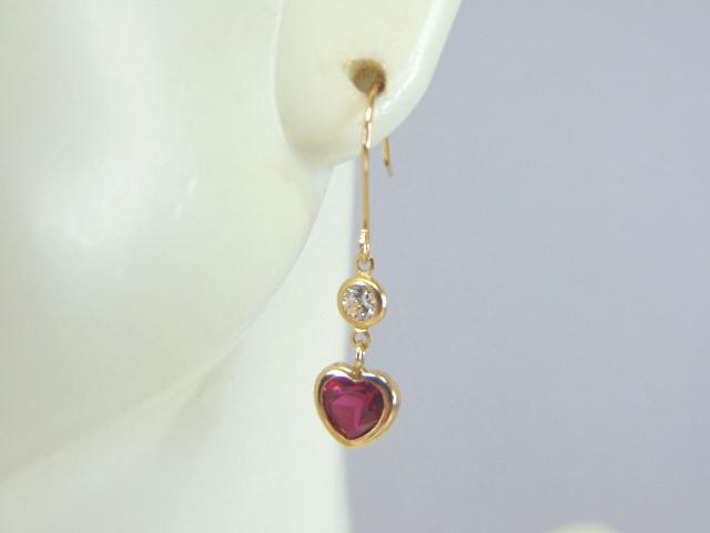 Womens Vintage 10K Yellow Gold Ruby Dangle Earrings (1 of 3)