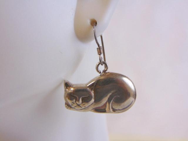 Womens Vintage Estate Sterling Silver Cat Earrings (1 of 4)