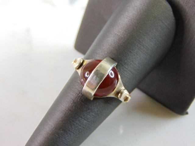 Womens Vintage Estate Sterling Silver Carnelian Ring (1 of 4)