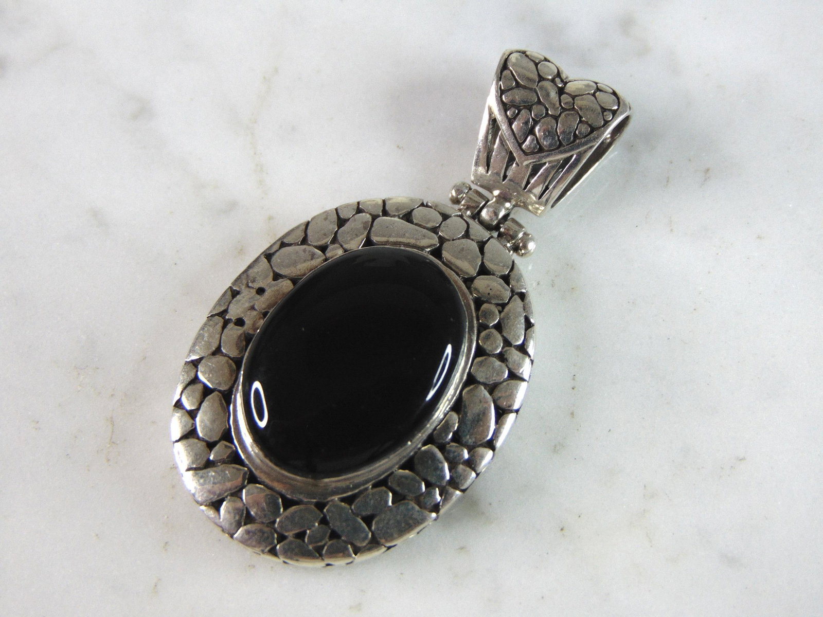 Womens Vintage Estate Sterling Silver Onyx Pendant (1 of 2)