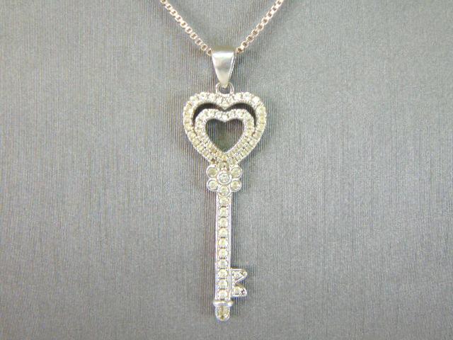 Womens Vintage Estate Sterling Silver CZ Key Pendant & Necklace (1 of 3)
