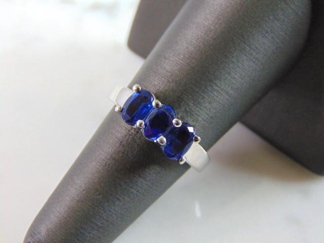 Womens Vintage Estate Sterling Silver Sapphire Ring (1 of 6)