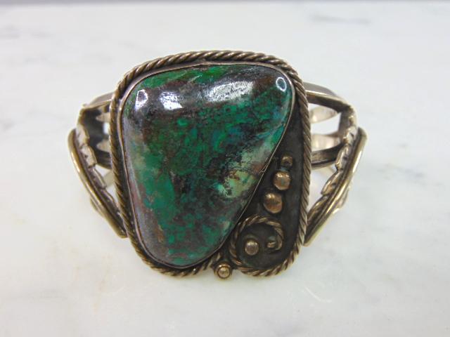 Womens Vintage Sterling Silver Aventurine Cuff Bracelet (1 of 4)