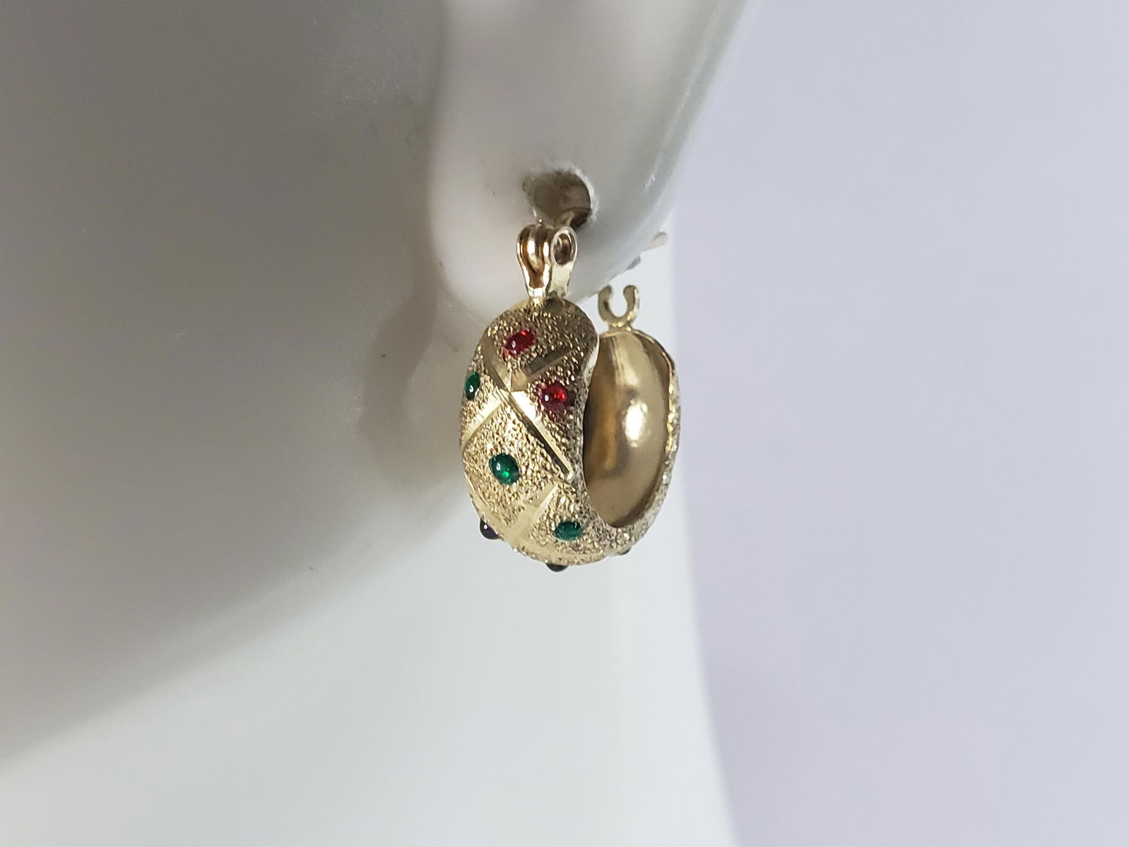 Womens Vintage Estate 14K Yellow Gold Hoop Earrings (1 of 3)