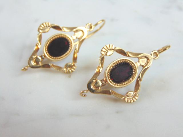 Vintage Estate 14K Yellow Gold Earrings W/ Ruby ? 6.84g (1 of 3)