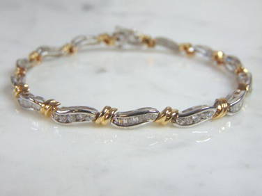 WOMENS VINTAGE 14K GOLD TENNIS BRACELET W/ DIAMONDS (1 of 3)