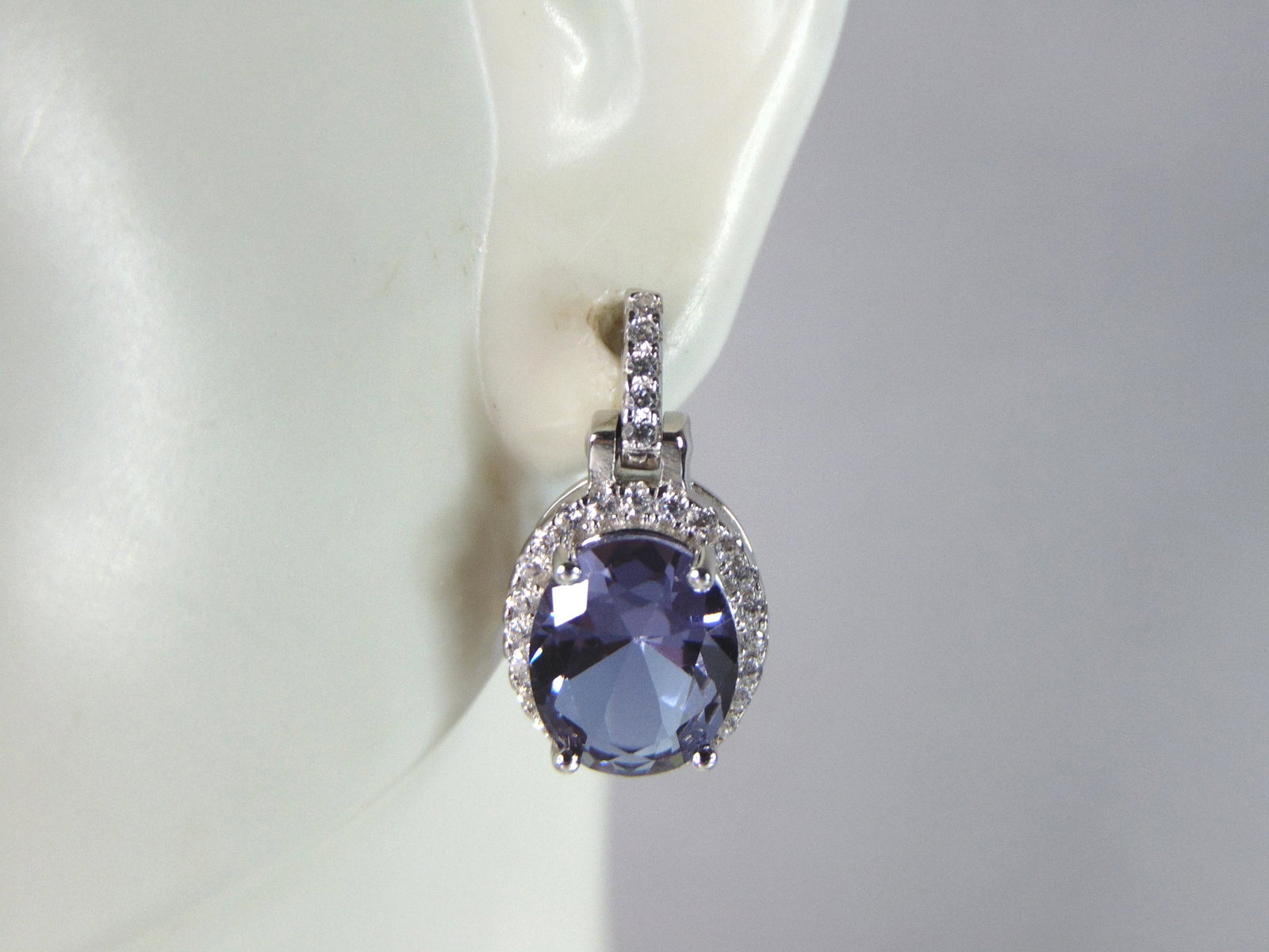 Womens Vintage Estate Sterling Silver Stud CZ Earrings (1 of 4)