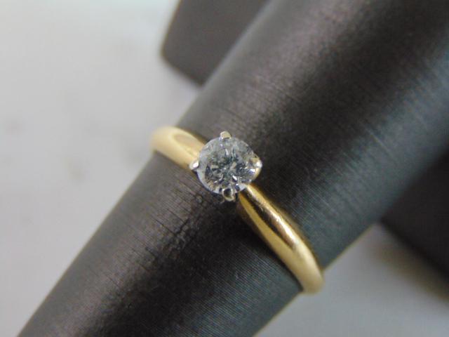 Womens Vintage Estate 14k Gold Solitaire Diamond Engagement Ring (1 of 5)