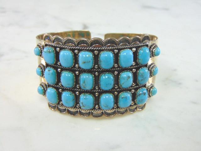 Womens Vintage Sterling Silver Turquoise Cuff Bracelet (1 of 4)